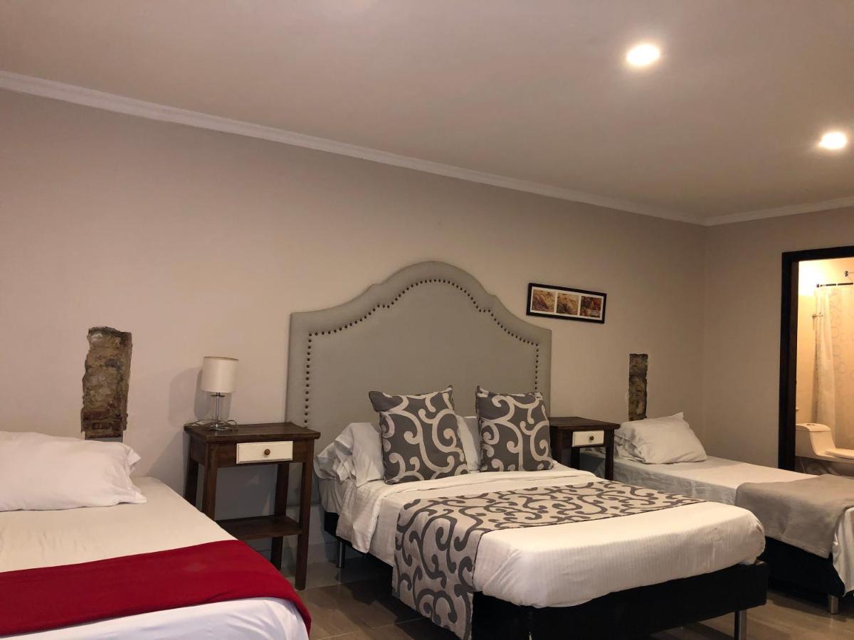 Galeria La Trinidad Hotel 3*